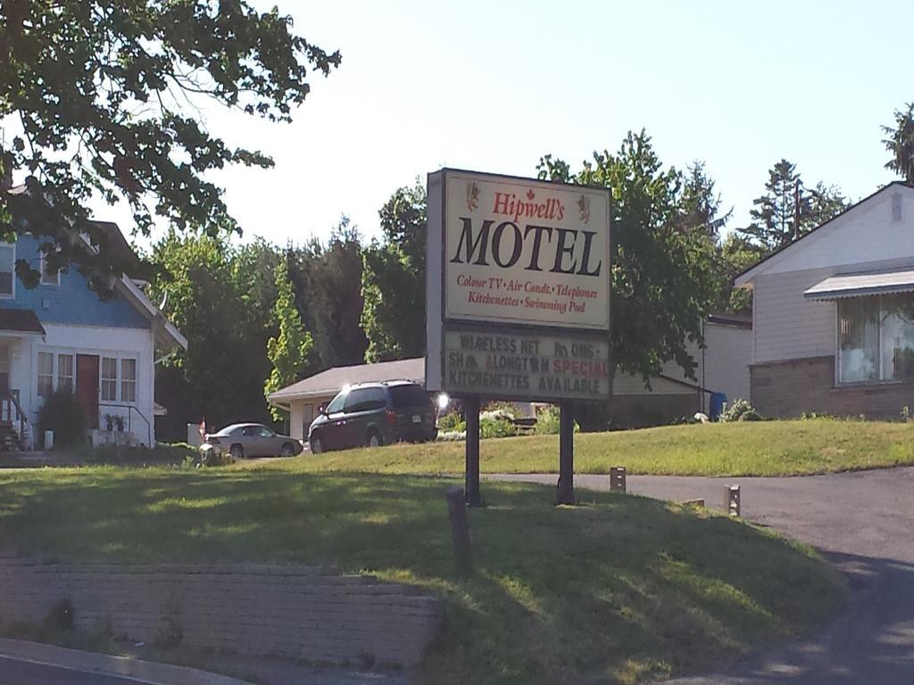 Hipwell'S Motel Fonthill Eksteriør billede